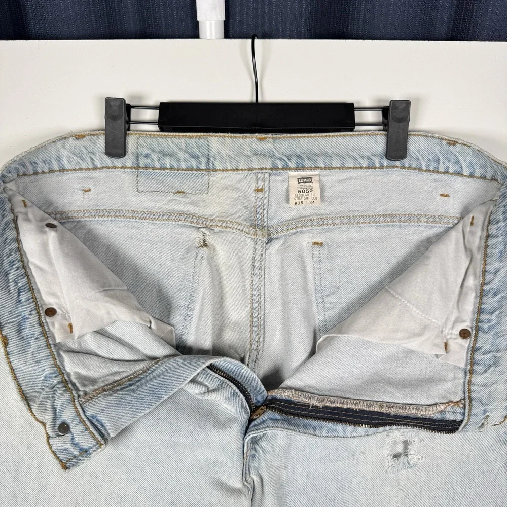 + VTG Levis 505 Straight Leg Jeans Light Wash Distressed 38x34 (36x33) Mexico